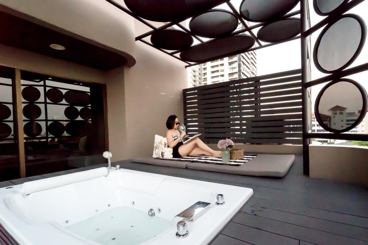Two-Bedroom Suite with Hot Tub
